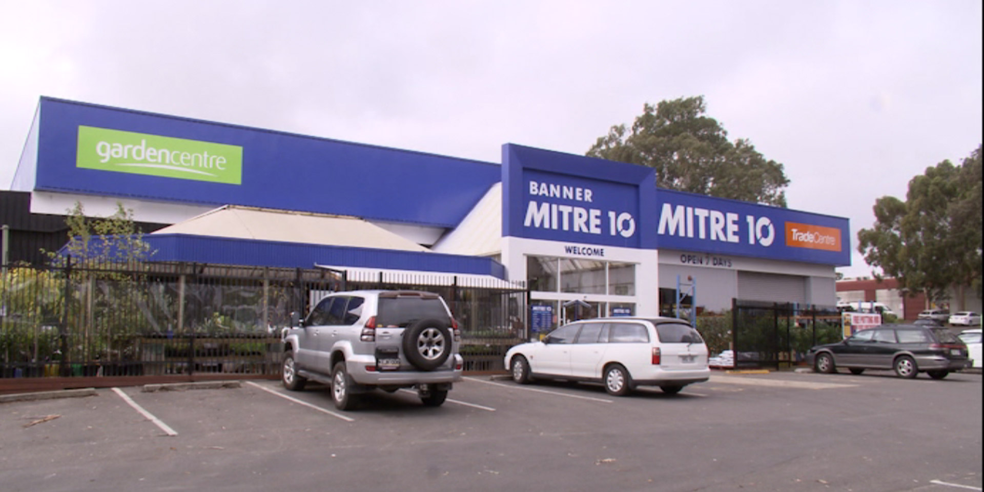 Banner Mitre 10 Mt Barker In The Garden