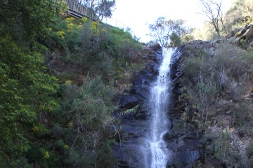 s03-e05-waterfall-gully